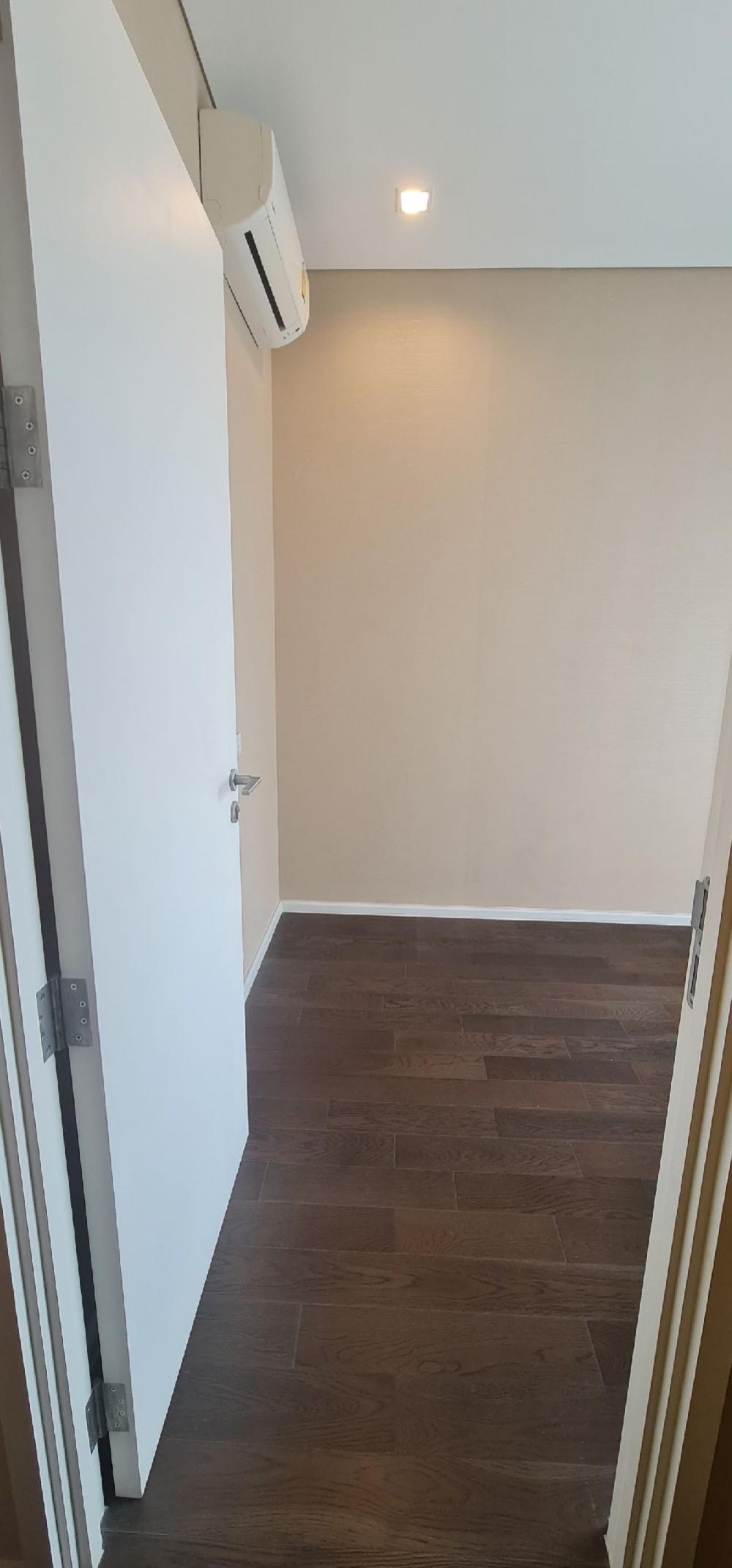 ขายคอนโดลาดพร้าว เซ็นทรัลลาดพร้าว : ขาย The Saint Residence 2 ห้องนอน