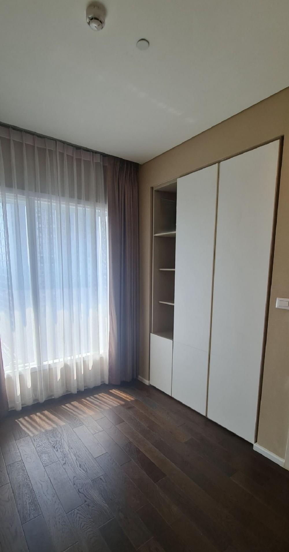 ขายคอนโดลาดพร้าว เซ็นทรัลลาดพร้าว : ขาย The Saint Residence 2 ห้องนอน