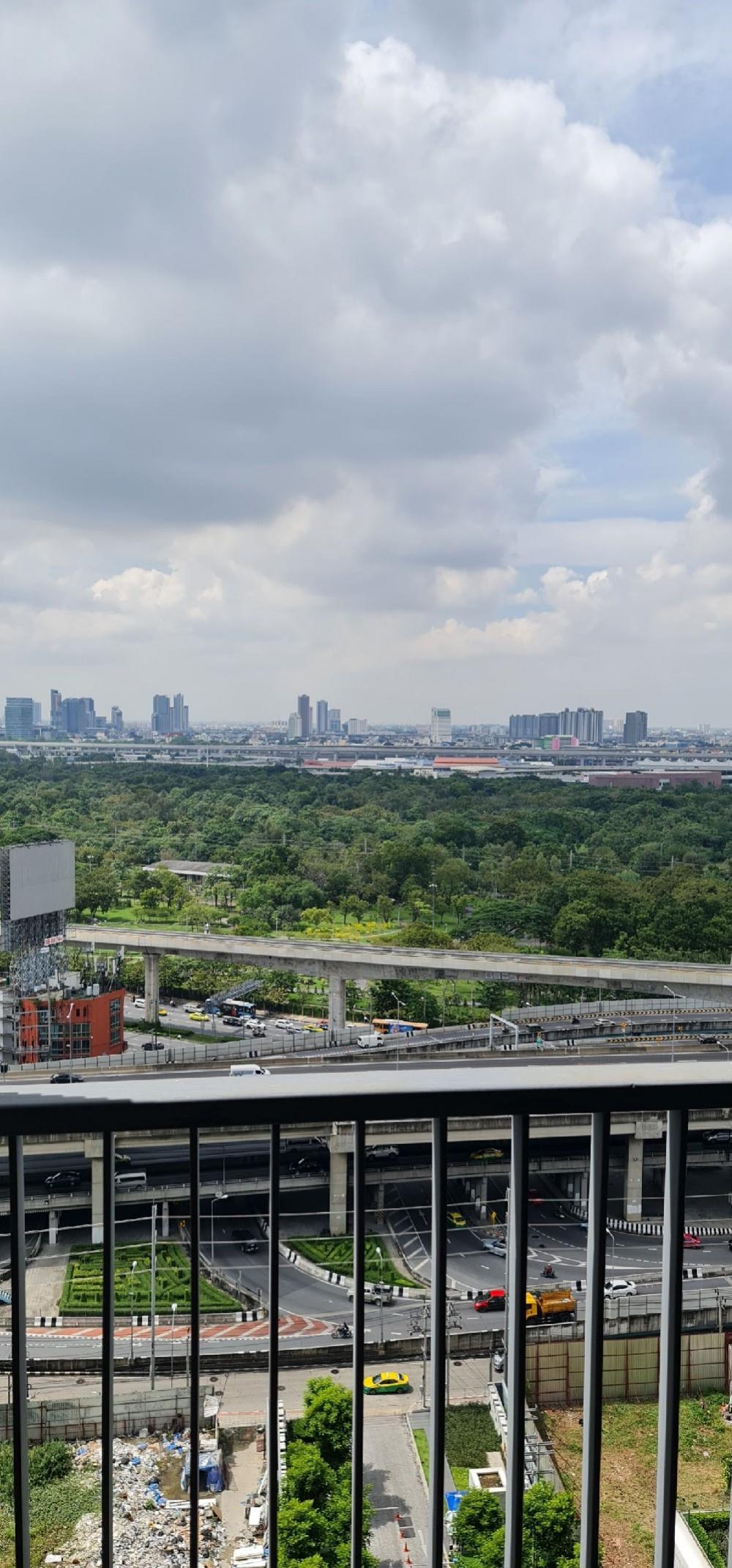 ขายคอนโดลาดพร้าว เซ็นทรัลลาดพร้าว : ขาย The Saint Residence 2 ห้องนอน