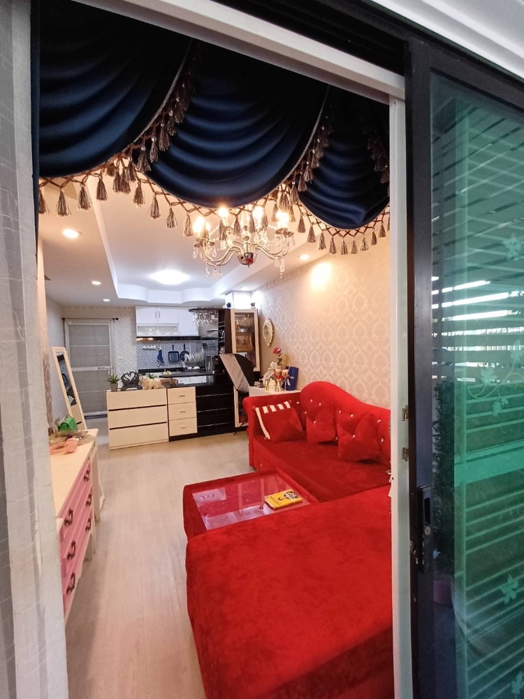 For SaleTownhomePathum Thani,Rangsit, Thammasat : J-Town Village, Project 1, Rangsit Nakhon Nayok, beautiful house on the cover, ready to move in, JSP City Project, Rangsit-Khlong 1, near Future Rangsit, near 2 BTS lines, Rangsit Station.