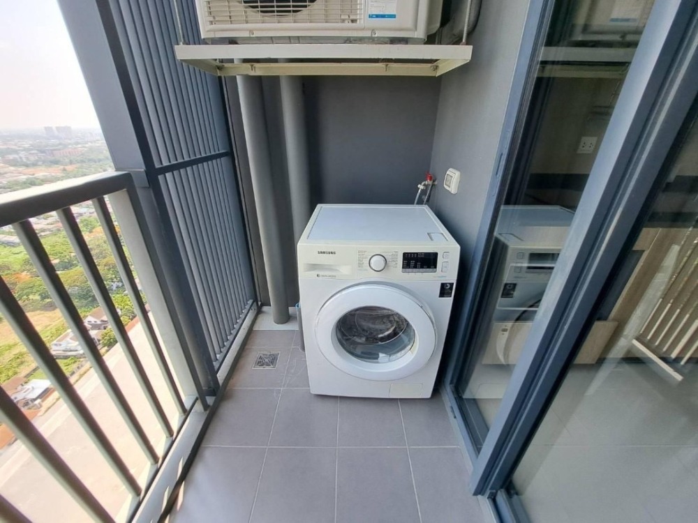 ให้เช่าคอนโดบางซื่อ วงศ์สว่าง เตาปูน : 32 ตร.ม ชั้น 30 (One bedroom)ติด MRT สีม่วง เดินทางสะดวก ไปเซนทรัลเวสเกต เซนทรัลลาดพร้าว เกตเวยบางซื่อ บิกซีและ7-11ไกล้ๆ ส่วนตัวไม่มีเสียงรถ คอนโดร่มรื่น พื้นที่สีเขียวเยอะ@ The Line Wongsawang