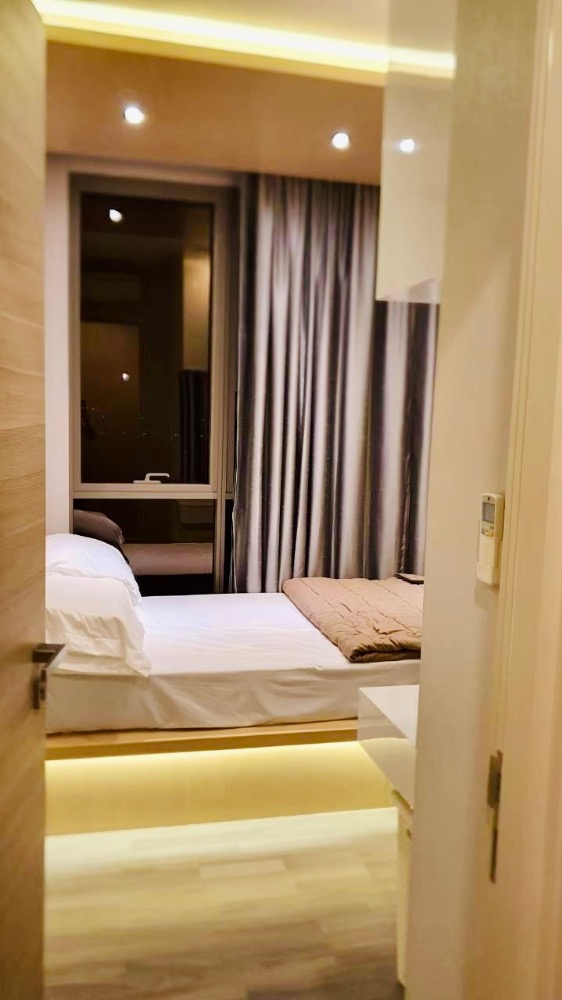 ขายคอนโดสาทร นราธิวาส : 🔥🔥ขายห้องโครงการ 𝐓𝐡𝐞 𝐑𝐨𝐨𝐦 𝐒𝐚𝐭𝐡𝐨𝐫𝐧 𝐒𝐭.𝐋𝐨𝐮𝐢𝐬 2Bed 2Bath พร้อมเฟอร์นิเจอร์และเครื่องใช้ไฟฟ้า- Corner Room  , Price 9.59MB Tel. 0959415999