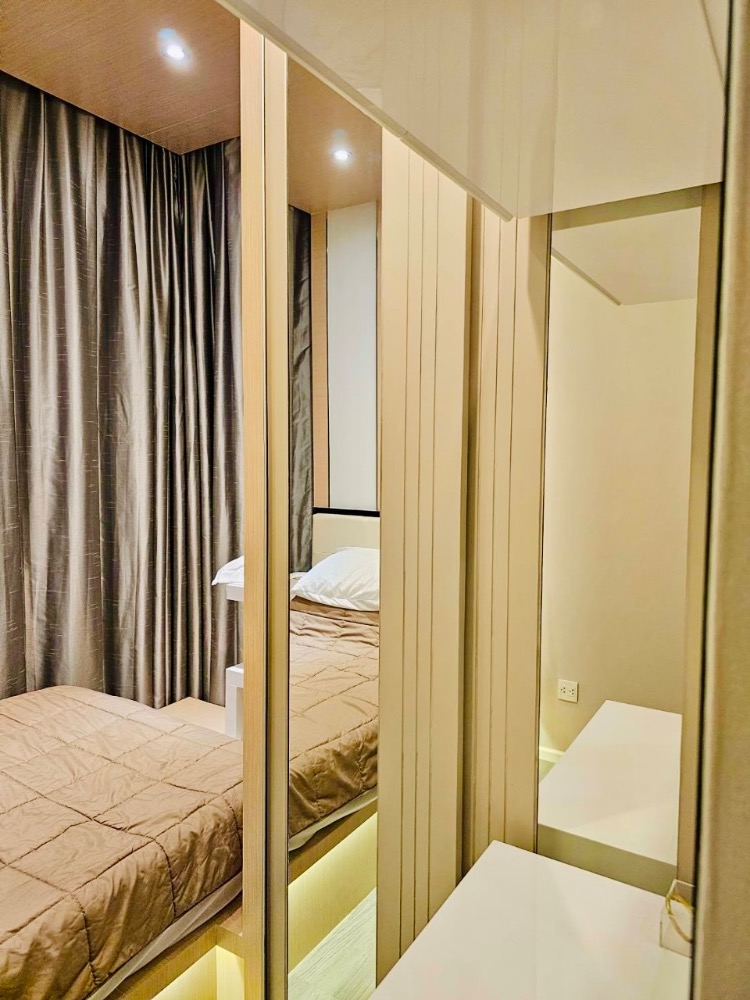 ขายคอนโดสาทร นราธิวาส : 🔥🔥ขายห้องโครงการ 𝐓𝐡𝐞 𝐑𝐨𝐨𝐦 𝐒𝐚𝐭𝐡𝐨𝐫𝐧 𝐒𝐭.𝐋𝐨𝐮𝐢𝐬 2Bed 2Bath พร้อมเฟอร์นิเจอร์และเครื่องใช้ไฟฟ้า- Corner Room  , Price 9.59MB Tel. 0959415999