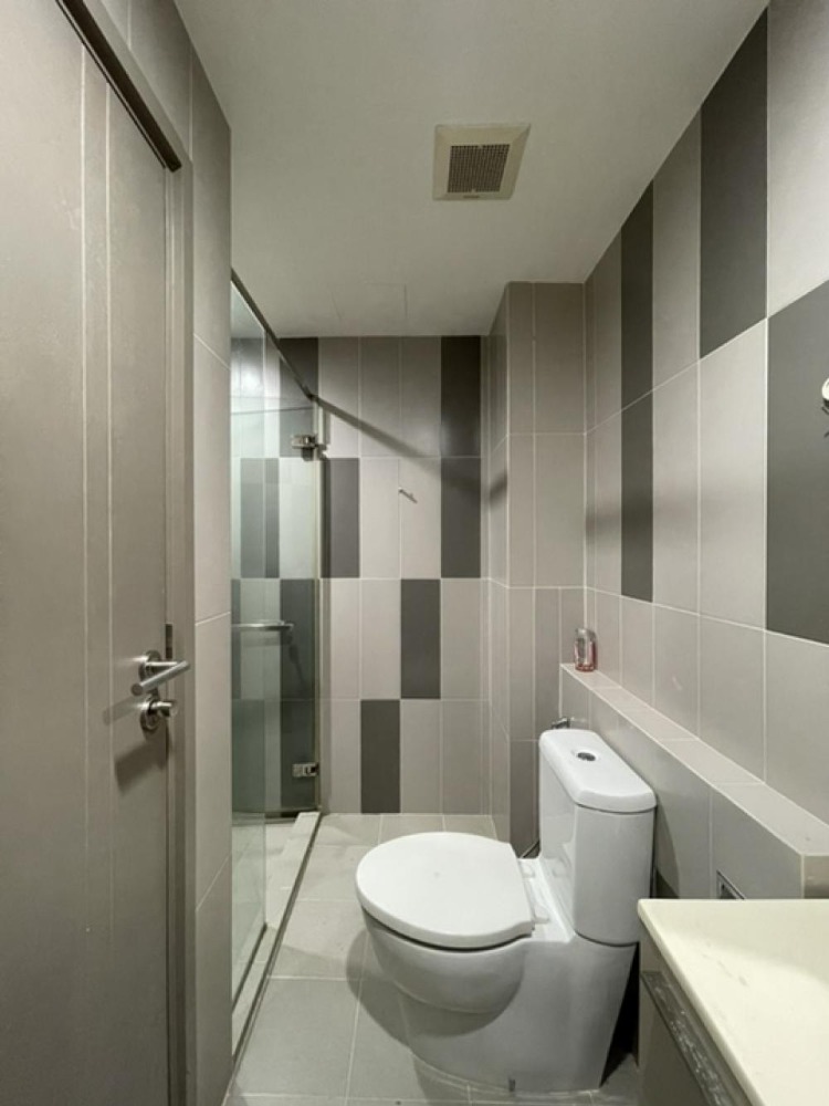 ให้เช่าคอนโดวงเวียนใหญ่ เจริญนคร : Teal Sathorn - Taksin【𝐑𝐄𝐍𝐓】🔥ห้องตกแต่งสไตล์เรียบหรู กว้างขวาง เฟอร์ครบครัน ใกล้ BTS วงเวียนใหญ่ 🔥 ติดต่อไลน์ไอดี: @hacondo