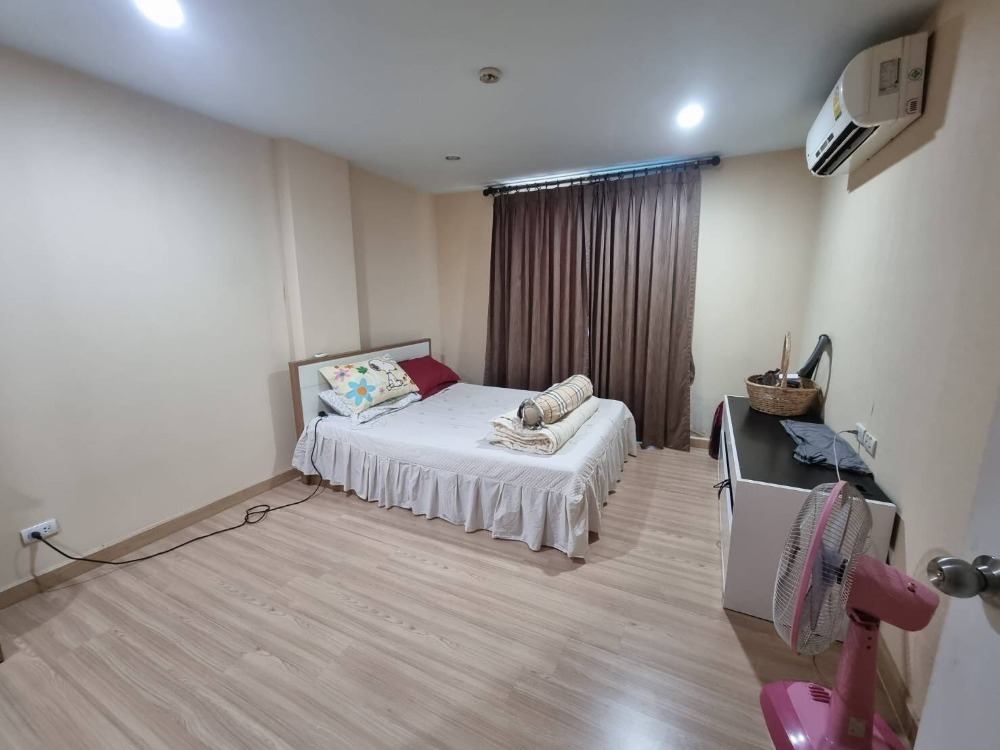 ขายคอนโดลาดพร้าว101 แฮปปี้แลนด์ : S-NID104  ขายคอนโด เดอะนิช ไอดี ลาดพร้าว130, ชั้น 2 วิวสระ 41 ตรม. 1.75 ล้าน 064-959-8900