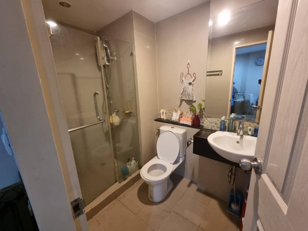 ขายคอนโดลาดพร้าว101 แฮปปี้แลนด์ : S-NID104  ขายคอนโด เดอะนิช ไอดี ลาดพร้าว130, ชั้น 2 วิวสระ 41 ตรม. 1.75 ล้าน 064-959-8900