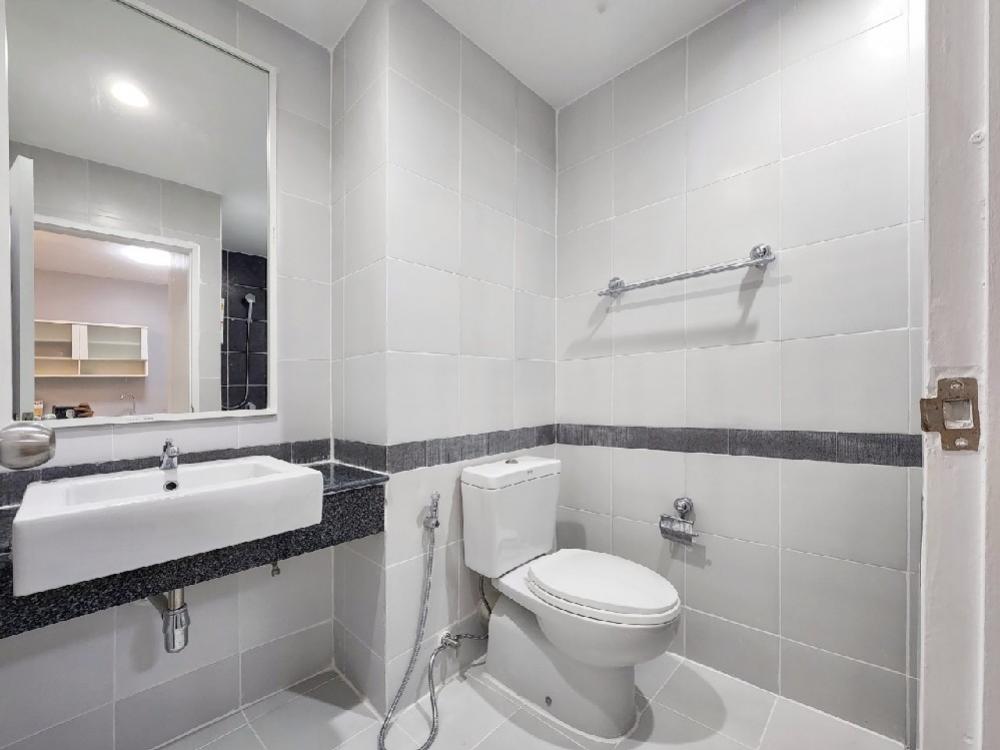 ขายคอนโดอ่อนนุช อุดมสุข : ห้องสวย วิวสระ กั้นห้องเหมือนอยู่รีสอร์ทกลางกรุงเลย 35 sqm aspace สุขุมวิท 77