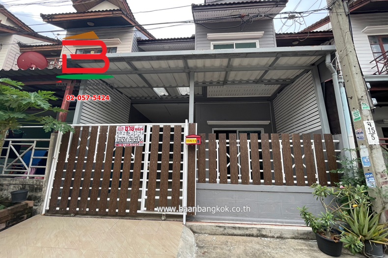 ขายทาวน์โฮมเกษตร นวมินทร์ ลาดปลาเค้า : ทาวน์เฮาส์ หมู่บ้าน เอื้อประชา เนื้อที่ 20.3 ตรว. ถนนนวลจันทร์ เขตบึงกุ่ม
