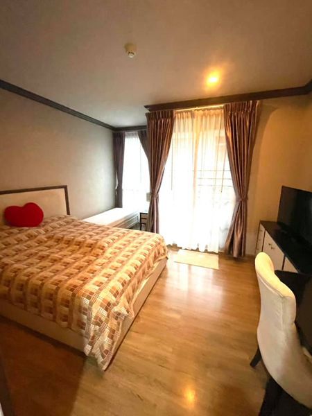 ให้เช่าคอนโดสยาม จุฬา สามย่าน : The Reserve Kasemsan 3【𝐒𝐄𝐋𝐋 & 𝐑𝐄𝐍𝐓】🔥ห้องสไตล์โมเดิร์น ห้องครัวแยก เฟอร์และสิ่งอำนวยความสะดวกครบครัน ส่วนกลางดี พร้อมเข้า 01/01/68 🔥 ติดต่อไลน์ไอดี: @hacondo