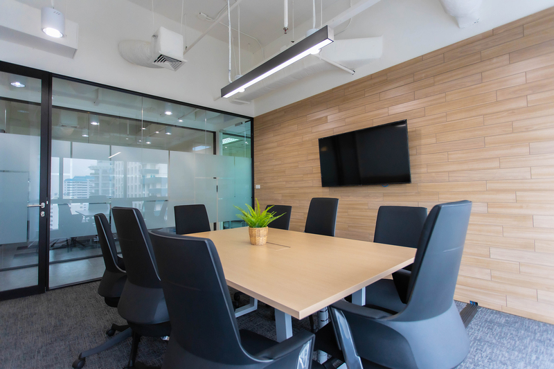 ให้เช่าสำนักงานสุขุมวิท อโศก ทองหล่อ : เซอร์วิสออฟฟิศ สำนักงานให้เช่า อโศก Serviced Office สำนักงานสำเร็จรูป ตกแต่งสวย พร้อมเข้าอยู่ อาคาร เสริมมิตร ทาวเวอร์ สุขุมวิท21 ( Serm-Mitr Tower Asoke ) 12 Workstations ราคาเช่า 75,000 บาท/เดือน ใกล้รถไฟฟ้า BTSอโศก