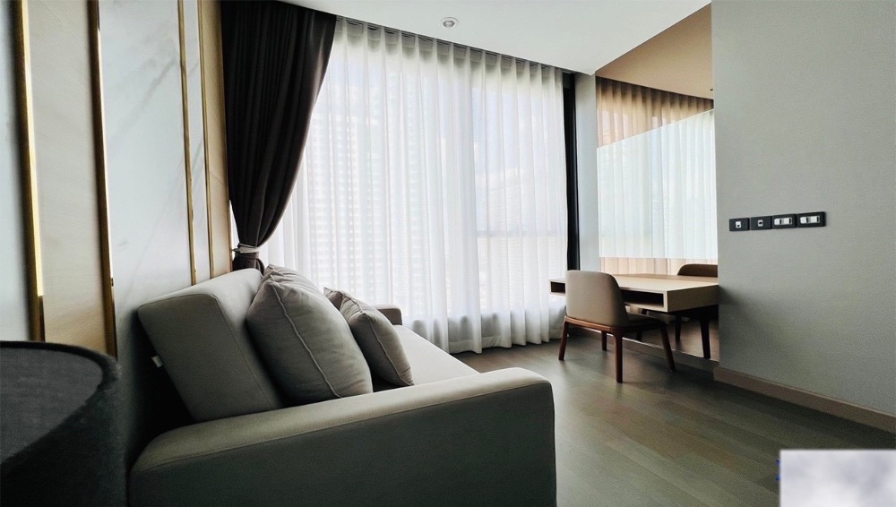 ให้เช่าคอนโดพระราม 9 เพชรบุรีตัดใหม่ RCA : for rent The esse singha complex 2 bed special deal🌈❤️