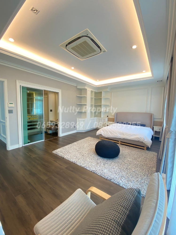 For SaleHouseBangna, Bearing, Lasalle : For Sale Nantawan Bangna Km.7, corner plot 94 square wah.