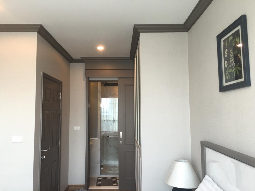 ให้เช่าคอนโดสยาม จุฬา สามย่าน : The Reserve Kasemsan 3【𝐑𝐄𝐍𝐓】🔥ตกแต่งสไตล์เรียบหรู ห้องใหญ่ เฟอร์คุมโทน ที่เก็บของแบบจุใจ สวนกลางฟีลรีสอร์ท พร้อมเข้าอยู่!!🔥 ติดต่อไลน์ไอดี: @hacondo