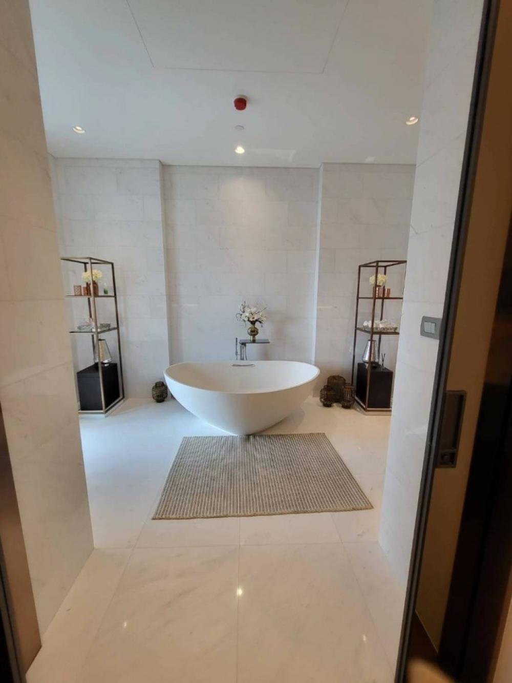 For RentCondoWitthayu, Chidlom, Langsuan, Ploenchit : The Residence at Sindhorn Kempinski