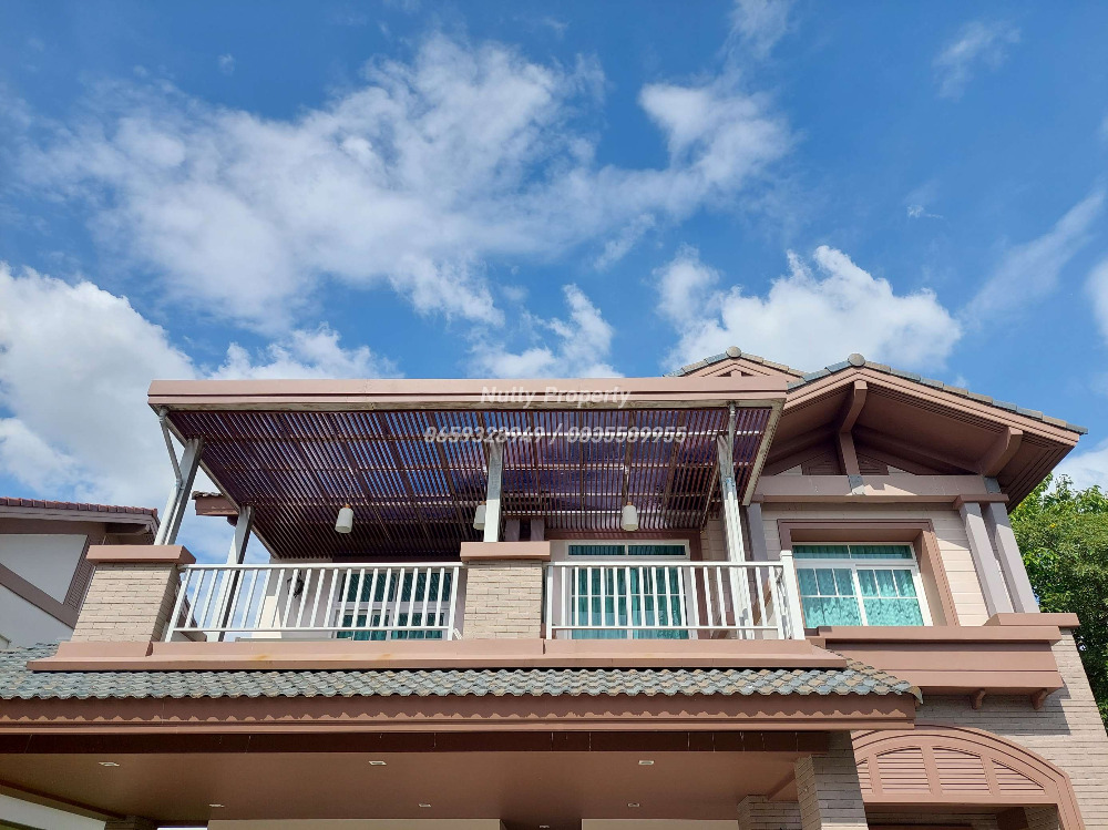 For SaleHouseBangna, Bearing, Lasalle : For Sale Nantawan Bangna Km.7, corner plot 94 square wah.