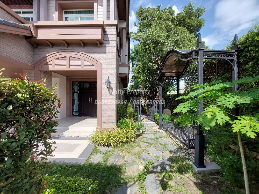 For SaleHouseBangna, Bearing, Lasalle : For Sale Nantawan Bangna Km.7, corner plot 94 square wah.