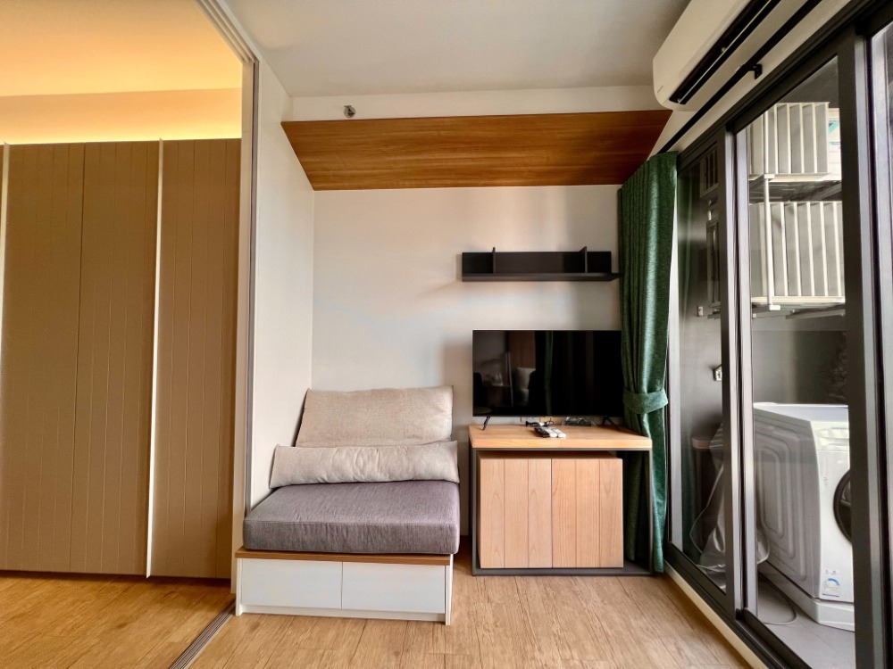 ให้เช่าคอนโดสยาม จุฬา สามย่าน : Triple Y Residence【𝐑𝐄𝐍𝐓】🔥ห้องเตียงคู่ สำหรับคนมาเป็นคู่! ตกแต่งสวย โปร่ง สว่าง เฟอร์พร้อมสำหรับ 2 คน วิวดี ขั้นสูง พร้อมเข้าอยู่!!🔥 ติดต่อไลน์ไอดี: @hacondo