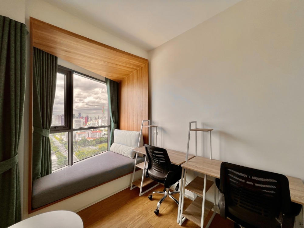 ให้เช่าคอนโดสยาม จุฬา สามย่าน : Triple Y Residence【𝐑𝐄𝐍𝐓】🔥ห้องเตียงคู่ สำหรับคนมาเป็นคู่! ตกแต่งสวย โปร่ง สว่าง เฟอร์พร้อมสำหรับ 2 คน วิวดี ขั้นสูง พร้อมเข้าอยู่!!🔥 ติดต่อไลน์ไอดี: @hacondo