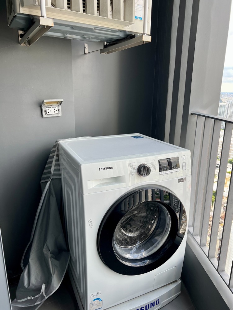 ให้เช่าคอนโดสยาม จุฬา สามย่าน : Triple Y Residence【𝐑𝐄𝐍𝐓】🔥ห้องเตียงคู่ สำหรับคนมาเป็นคู่! ตกแต่งสวย โปร่ง สว่าง เฟอร์พร้อมสำหรับ 2 คน วิวดี ขั้นสูง พร้อมเข้าอยู่!!🔥 ติดต่อไลน์ไอดี: @hacondo