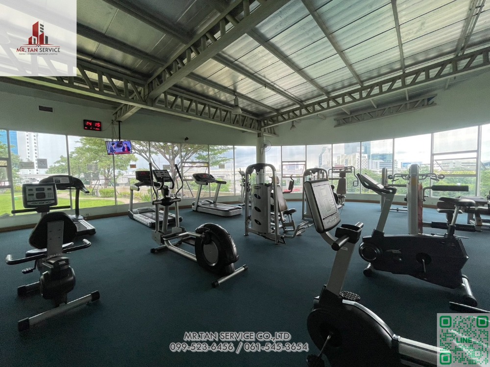 For RentCondoPattanakan, Srinakarin : Condo for rent, Supalai Park Srinakarin, every piece of new furniture. Ready to move in