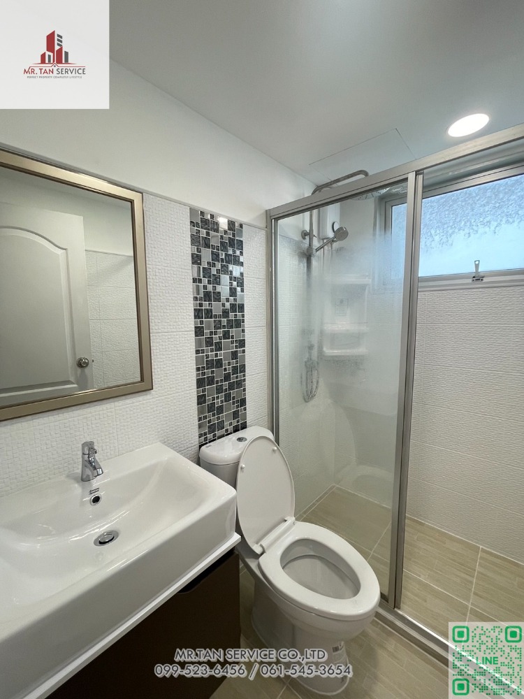 For RentCondoPattanakan, Srinakarin : Condo for rent, Supalai Park Srinakarin, every piece of new furniture. Ready to move in