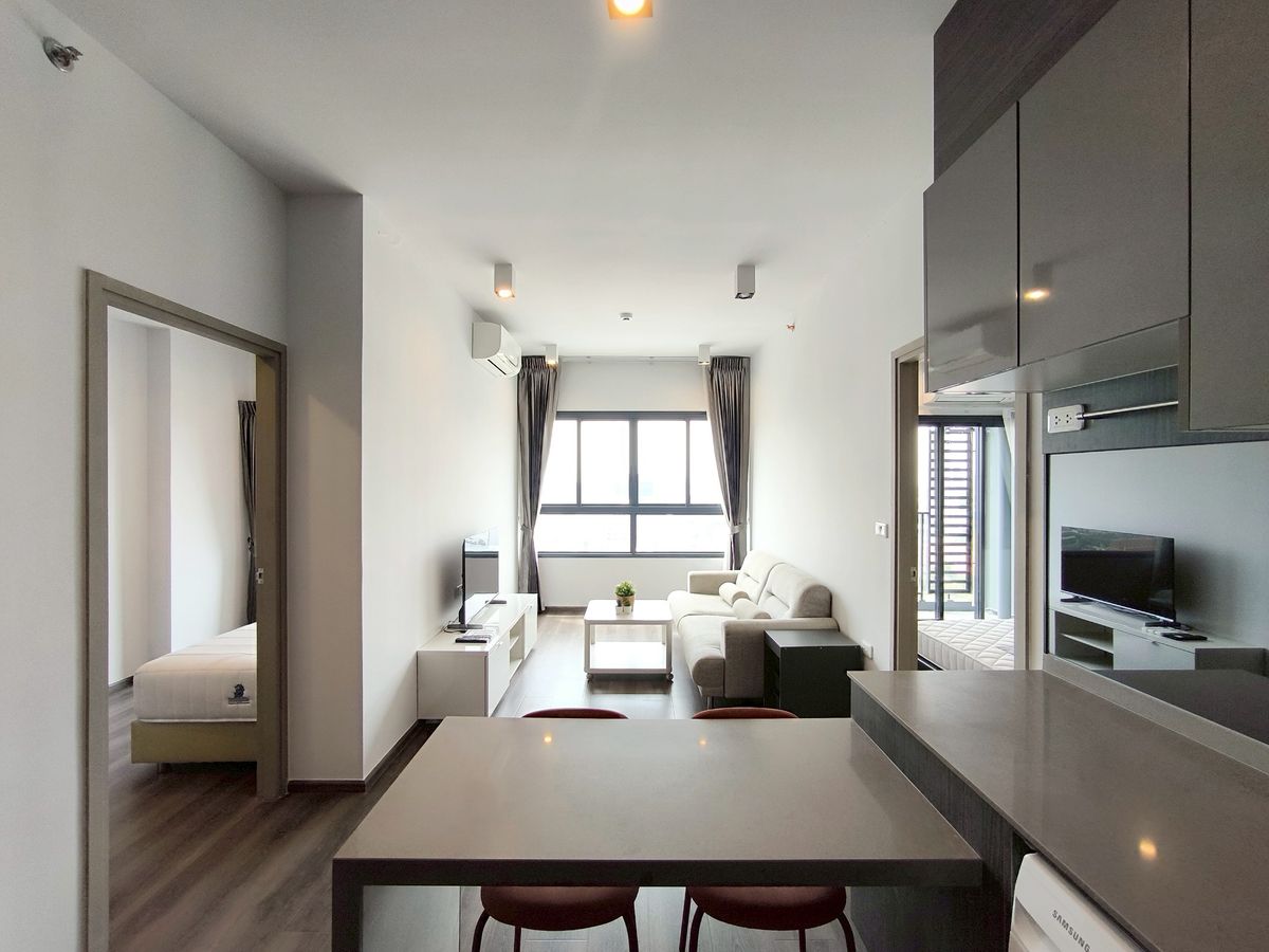 For RentCondoRama9, Petchburi, RCA : Ideo Rama 9 - Asoke, 2 Bed 2 Bath, Rent 35,000 Baht