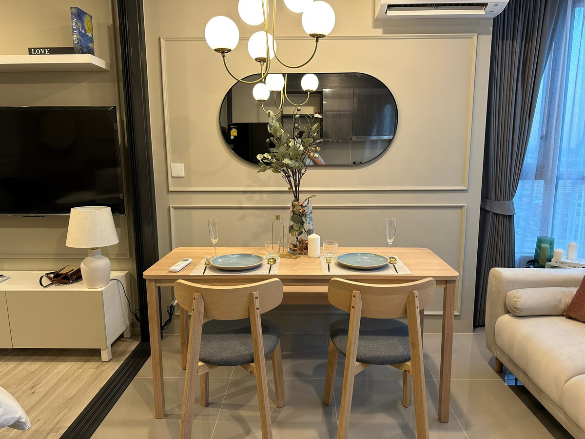 𝐇𝐨𝐭 𝐃𝐞𝐚𝐥 ‼️ XT Huaikwang Very beautiful room, great price, ready to move in, conveniently located just 100 meters from MRT Huai Khwang (No.251370) Loading...
