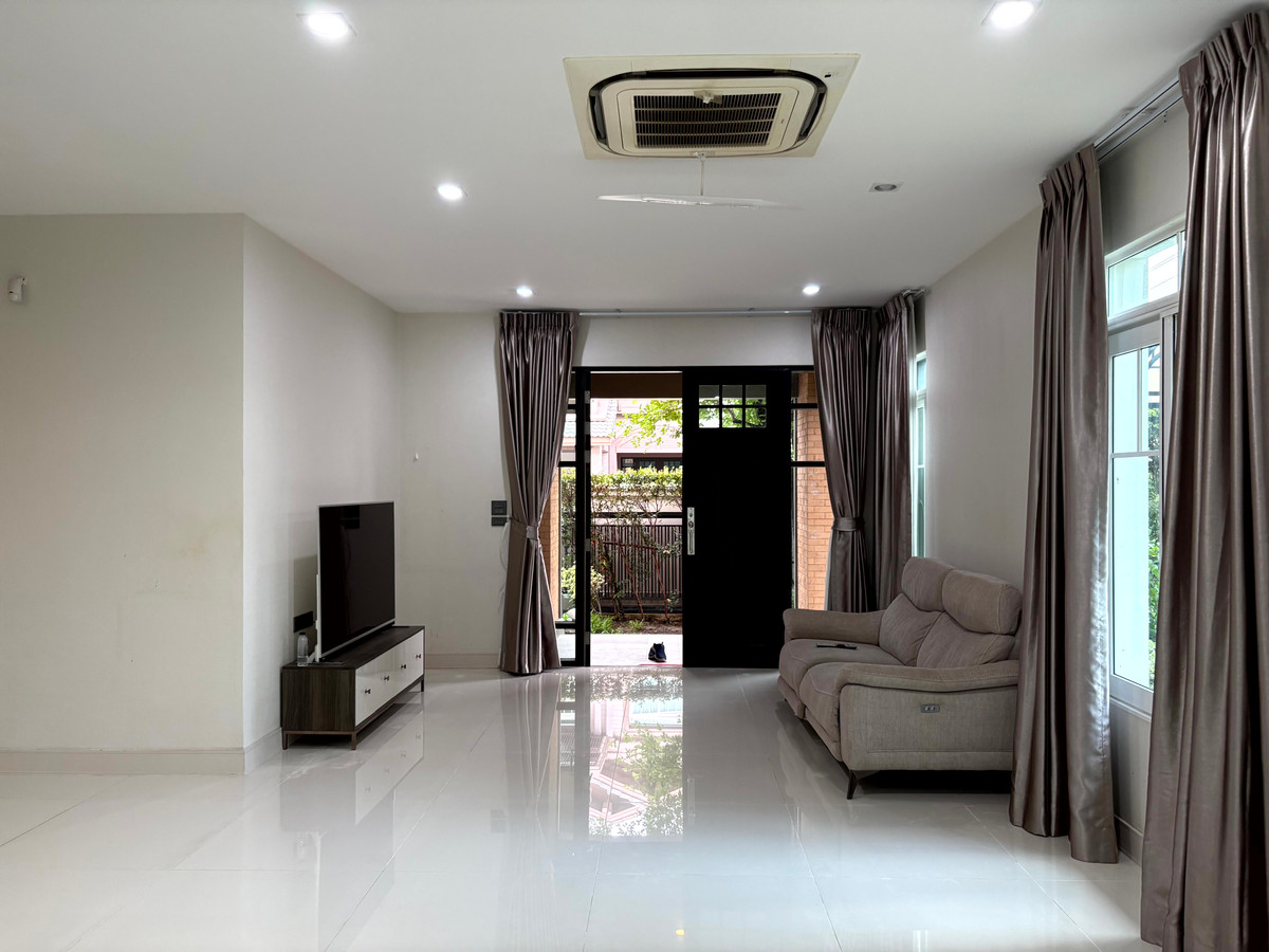 For SaleHouseBangna, Bearing, Lasalle : ✨ Rare Item! For rent-sale Nantawan Bangna Km.7 Corner plot, North-facing, highly private ✨