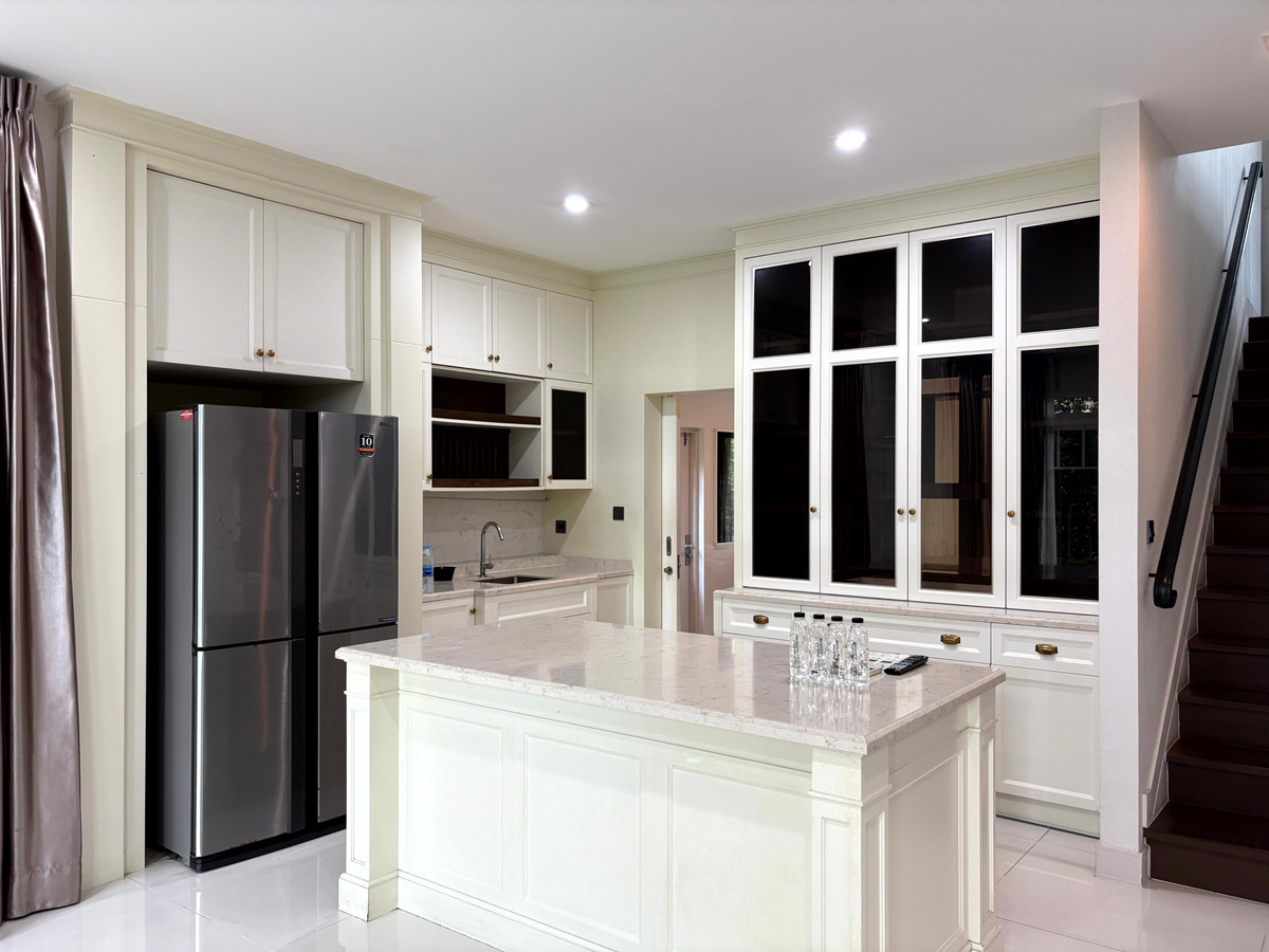 For SaleHouseBangna, Bearing, Lasalle : ✨ Rare Item! For rent-sale Nantawan Bangna Km.7 Corner plot, North-facing, highly private ✨