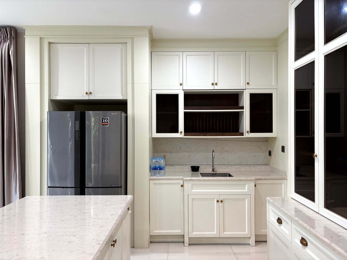 For SaleHouseBangna, Bearing, Lasalle : ✨ Rare Item! For rent-sale Nantawan Bangna Km.7 Corner plot, North-facing, highly private ✨