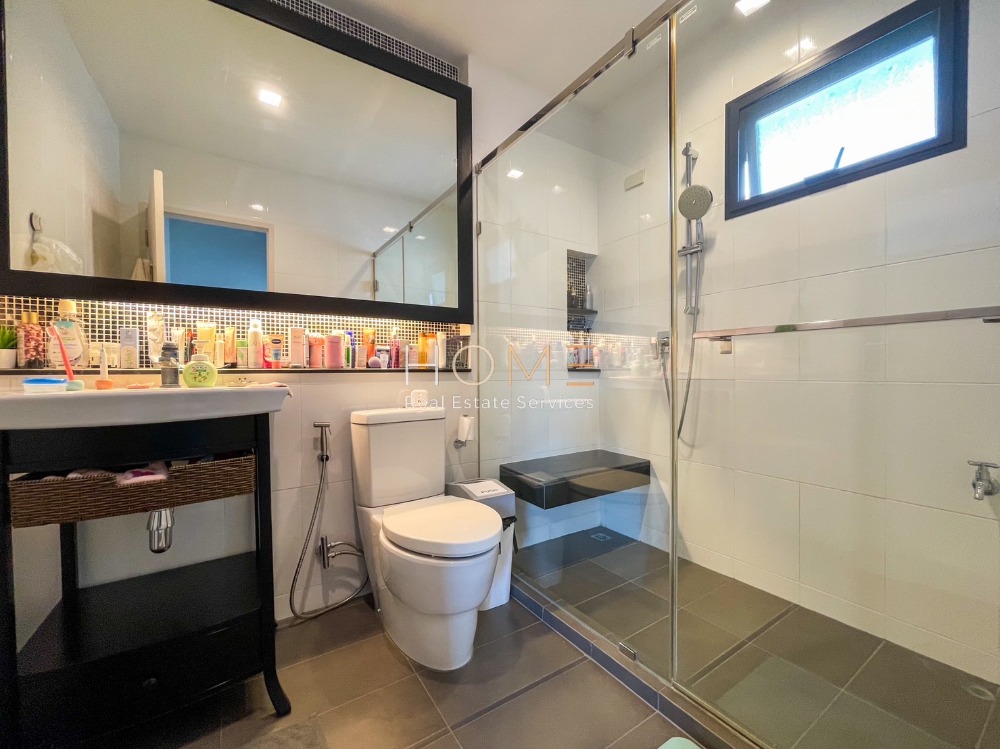 ขายบ้านบางนา แบริ่ง ลาซาล : ฟรี! ต่อเติมโรงจอดรถ ✨ บ้านเดี่ยว บุราสิริ วงแหวน - อ่อนนุช / 4 ห้องนอน (ขาย), Burasiri Wongwaen - Onnut / Detached House 4 Bedrooms (FOR SALE) POON076