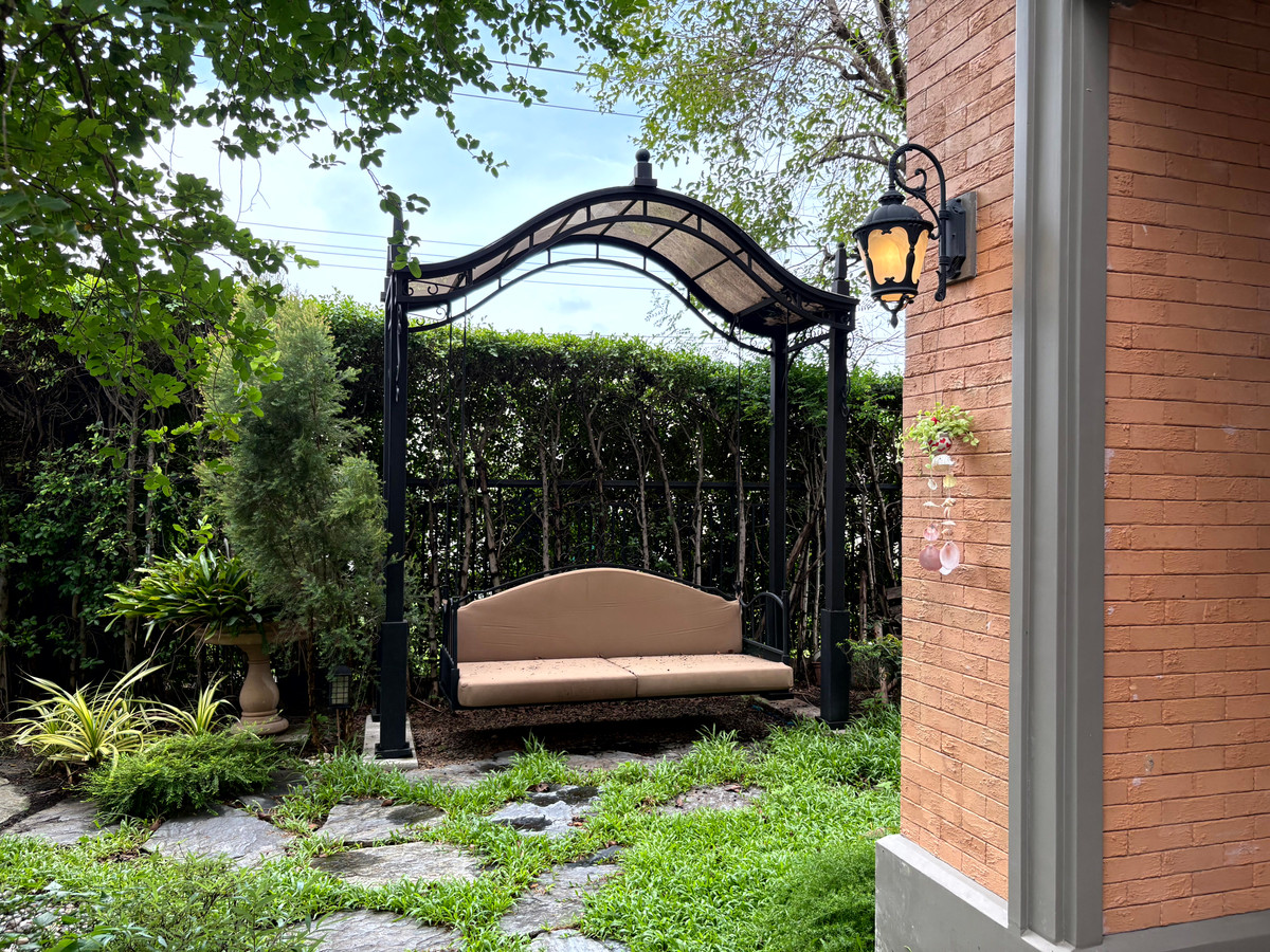 For SaleHouseBangna, Bearing, Lasalle : ✨ Rare Item! For rent-sale Nantawan Bangna Km.7 Corner plot, North-facing, highly private ✨