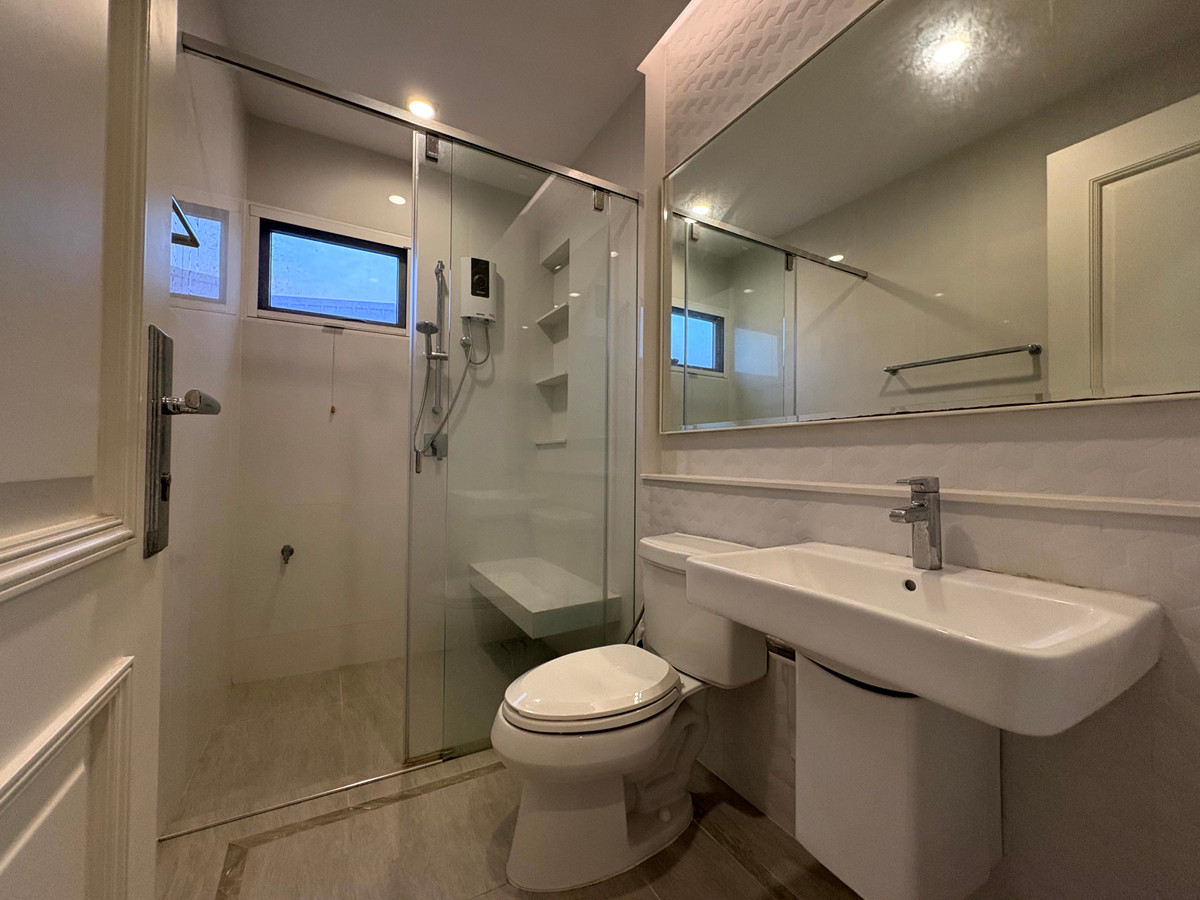 For SaleHouseBangna, Bearing, Lasalle : ✨ Rare Item! For rent-sale Nantawan Bangna Km.7 Corner plot, North-facing, highly private ✨