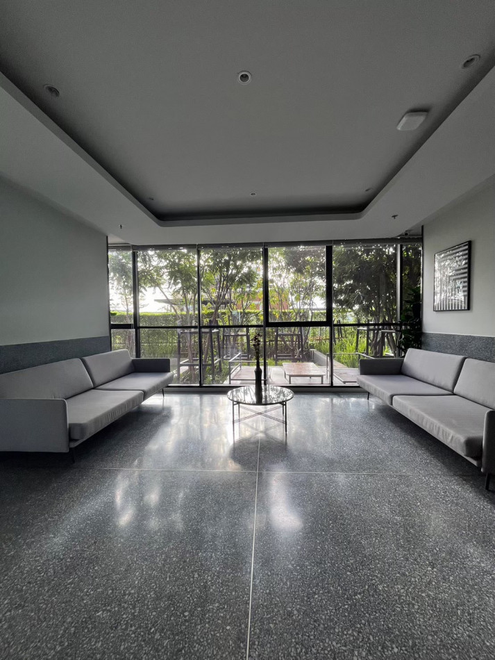 For SaleCondoThaphra, Talat Phlu, Wutthakat : Condo for sale: Aspire Sathorn-Tha Phra, 30 sq m., 24th floor, next to BTS Talat Phlu.