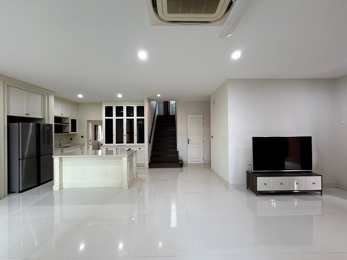 For SaleHouseBangna, Bearing, Lasalle : ✨ Rare Item! For rent-sale Nantawan Bangna Km.7 Corner plot, North-facing, highly private ✨