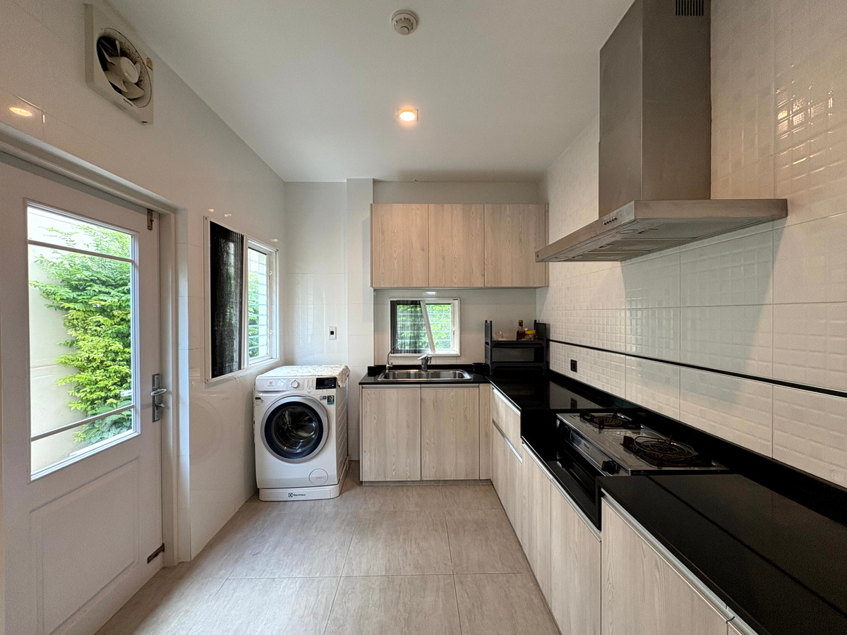 For SaleHouseBangna, Bearing, Lasalle : ✨ Rare Item! For rent-sale Nantawan Bangna Km.7 Corner plot, North-facing, highly private ✨