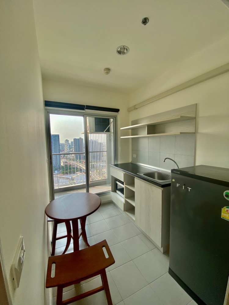 ขายคอนโดท่าพระ ตลาดพลู วุฒากาศ : Aspire Sathorn - Tha Phra【𝐒𝐄𝐋𝐋】🔥ห้องกว้าง ตกแต่งพร้อมอยู่ ของใช้ครบครัน ชั้นสูง เดินทางสะดวก ใกล้ BTS พร้อมเข้าอยู่เลย!!🔥 ติดต่อไลน์ไอดี: @hacondo