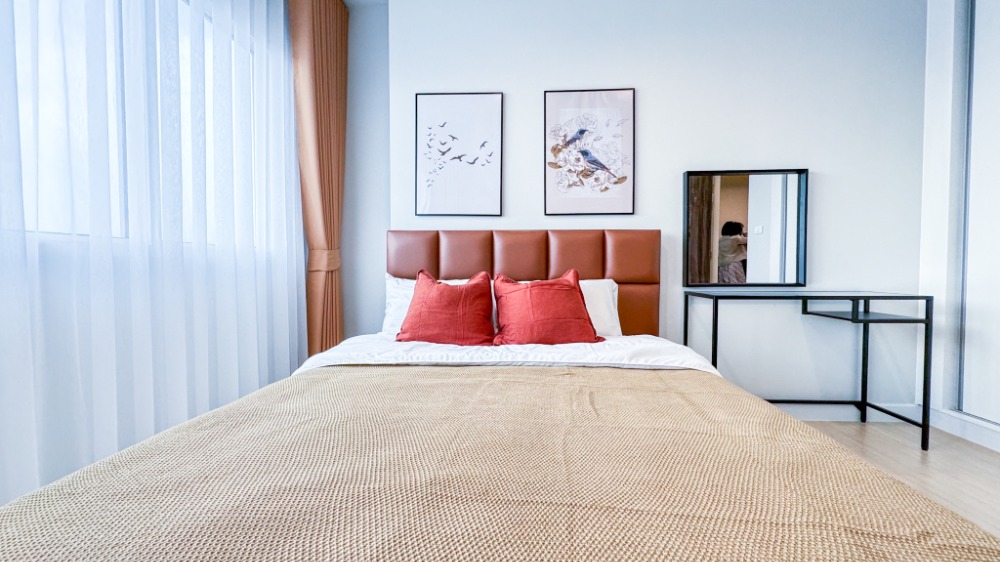 For RentCondoThaphra, Talat Phlu, Wutthakat : Condo for rent near Sathorn BTS Wutthakat, beautiful room, luxury, friendly price with 1 Bed electrical appliances 
 
