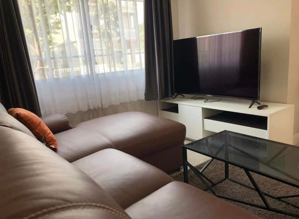 For RentTownhomeSamut Prakan,Samrong : House for rent, The Village 3, Bangna Trad Km.10.