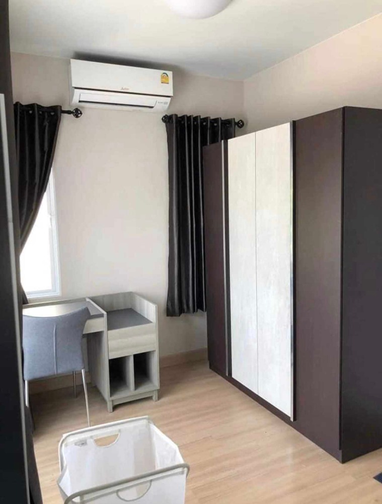 For RentTownhomeSamut Prakan,Samrong : House for rent, The Village 3, Bangna Trad Km.10.