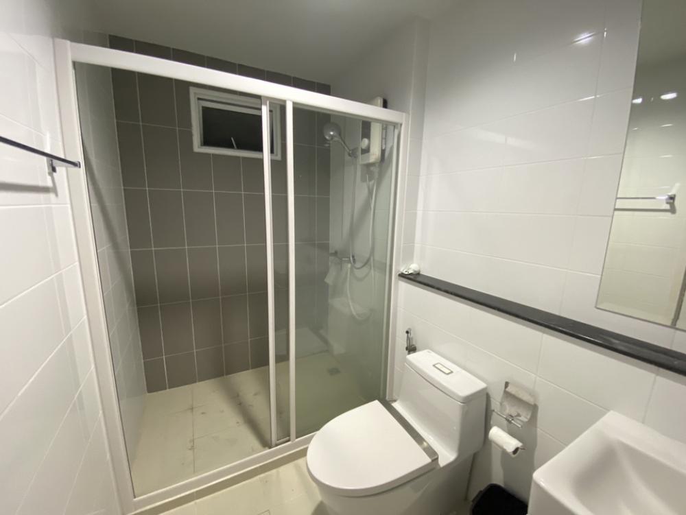 For RentTownhomeSamut Prakan,Samrong : House for rent, The Village 3, Bangna Trad Km.10.