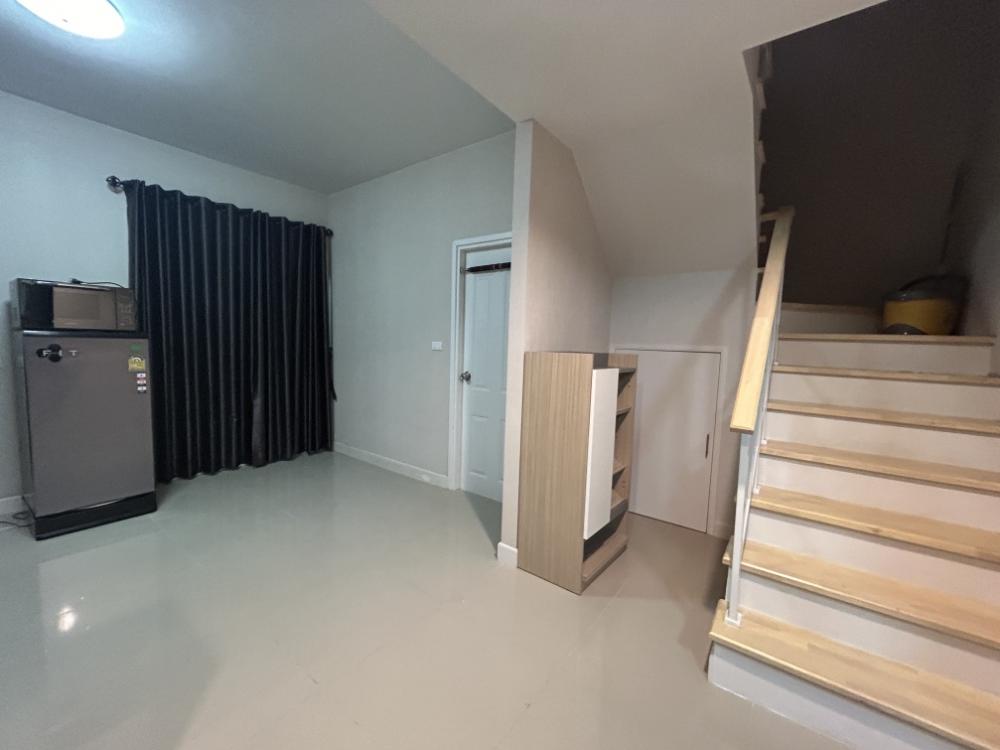 For RentTownhomeSamut Prakan,Samrong : House for rent, The Village 3, Bangna Trad Km.10.