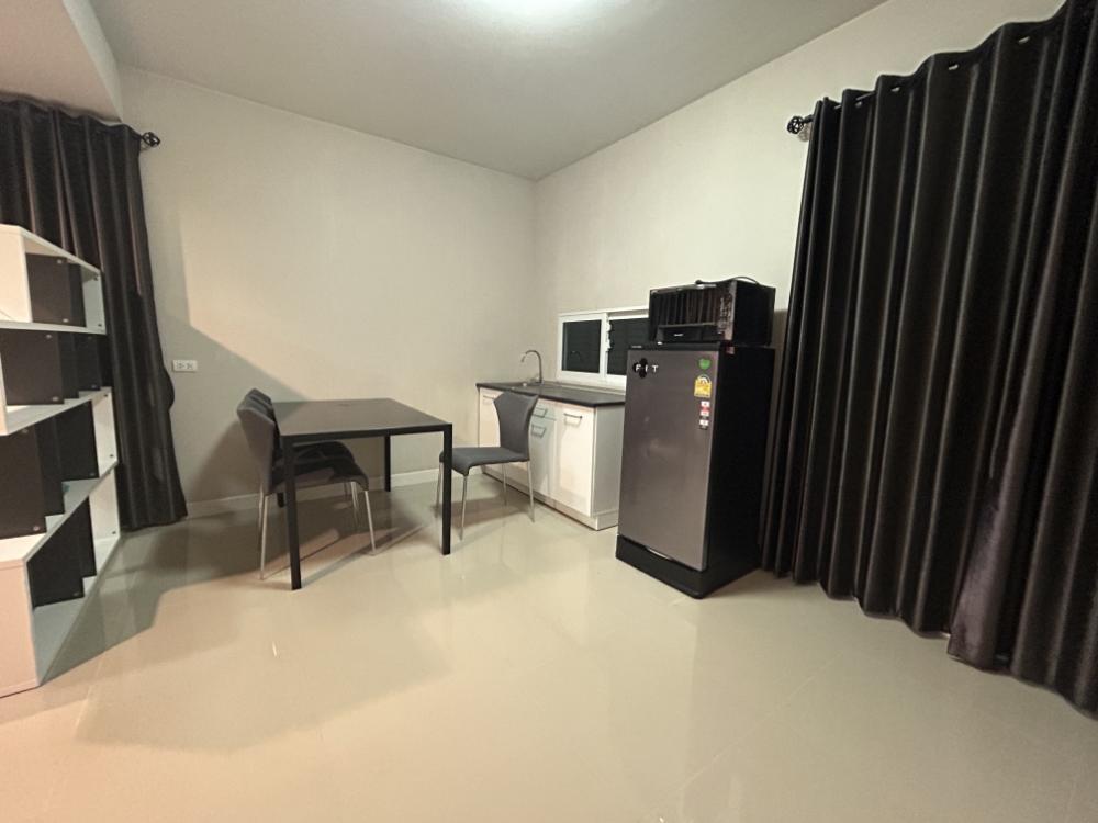 For RentTownhomeSamut Prakan,Samrong : House for rent, The Village 3, Bangna Trad Km.10.