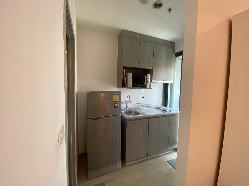 ขายคอนโดท่าพระ ตลาดพลู วุฒากาศ : ขายถูกมาก ห้องสตูดิโอ 21.69 ตรม. ชั้น 6 (ชั้นเดียวกับสระว่ายน้ำ ฟิตเนส) คอนโด Ideo วุฒากาศ 100 เมตรจาก BTS เพียง 1.75 ล้าน!! ฟรีเฟอร์ จัดเต็ม ฟรีค่าโอน!! พร้อมเข้าอยู่ วิวสวย สภาพใหม่มาก ติดต่อ 0954935293 ไม่รับนายหน้า