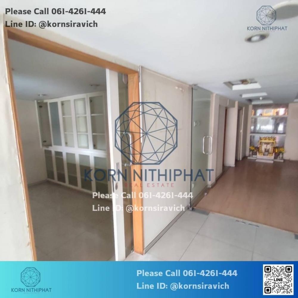 For rent, 3 commercial buildings on Anusawari Road, good location, suitable for businesses that need a storefront | Restaurant | Shabu, Hot Pot | Clinic, Spa, and others Loading...