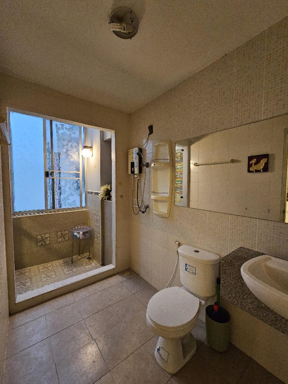 ให้เช่าทาวน์โฮมลาดพร้าว101 แฮปปี้แลนด์ : 🚩For Rent : Townplus Ladphrao 101 / 🐱 Allowed small pets / 2 Bed, 3 Bath / 27,000.-