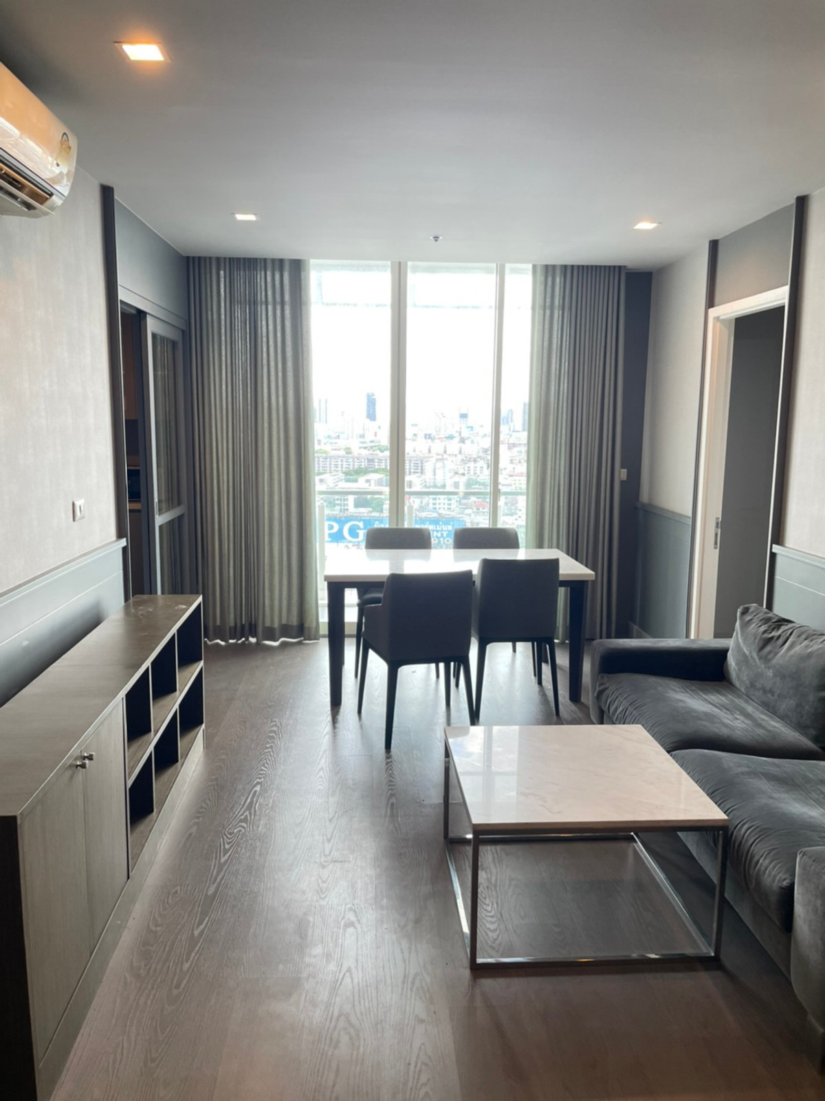 ให้เช่าคอนโดพระราม 9 เพชรบุรีตัดใหม่ RCA : คอนโดใหม่ สองห้องนอนให้เช่าใกล้MRTพระราม9