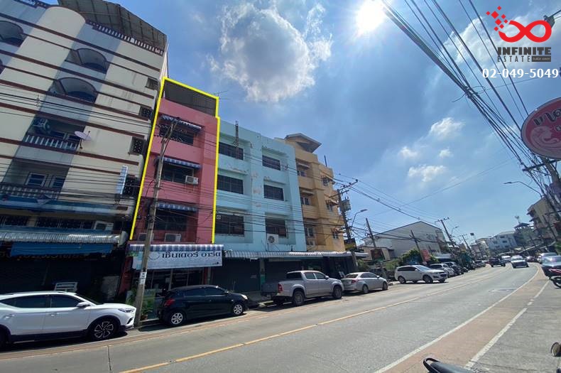 For SaleShop HouseRama5, Ratchapruek, Bangkruai : Commercial building for sale, 5 floors, 12.5 square meters, Tiwanon Road, Soi Prachaniwet 3.