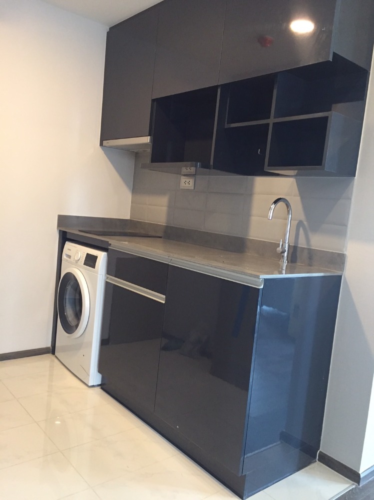 ให้เช่าคอนโดราชเทวี พญาไท : Ideo Q Siam - Ratchathewi【𝐑𝐄𝐍𝐓】🔥ห้อง 2 นอน 2 น้ำ ตกแต่งพร้อม มีอ่างอาบน้ำ ทำเลดี ใกล้ BTS ราชเทวี 🔥 ติดต่อไลน์ไอดี: @hacondo