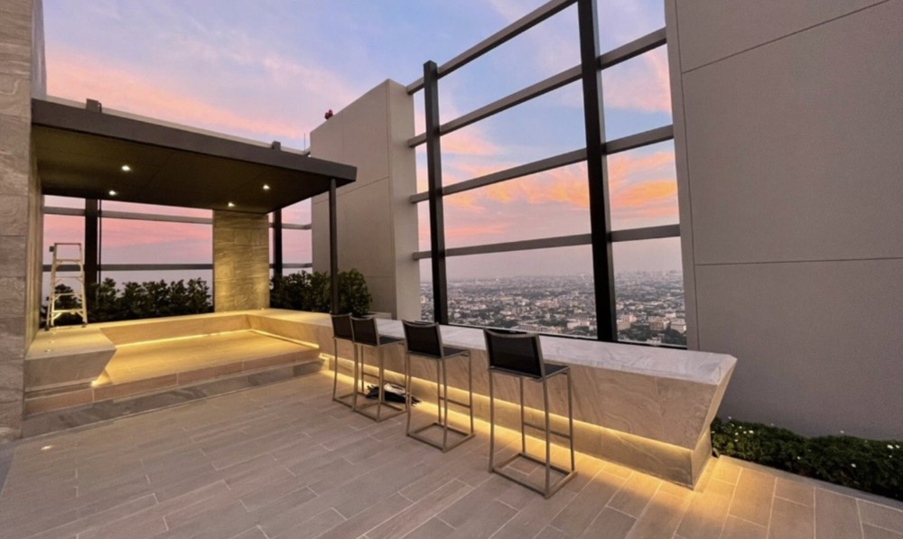 ให้เช่าคอนโดอ่อนนุช อุดมสุข : ☀️𝐊𝐍𝐈𝐆𝐇𝐓𝐒𝐁𝐑𝐈𝐃𝐆𝐄 𝐏𝐑𝐈𝐌𝐄 𝐎𝐍𝐍𝐔𝐓 ☀️ห้องสวย แต่งเฟอร์ครบ ให้เช่า ไกล้ BTS อ่อนนุช ติดบิ๊กซี ถ.สุขุมวิท 77  41f